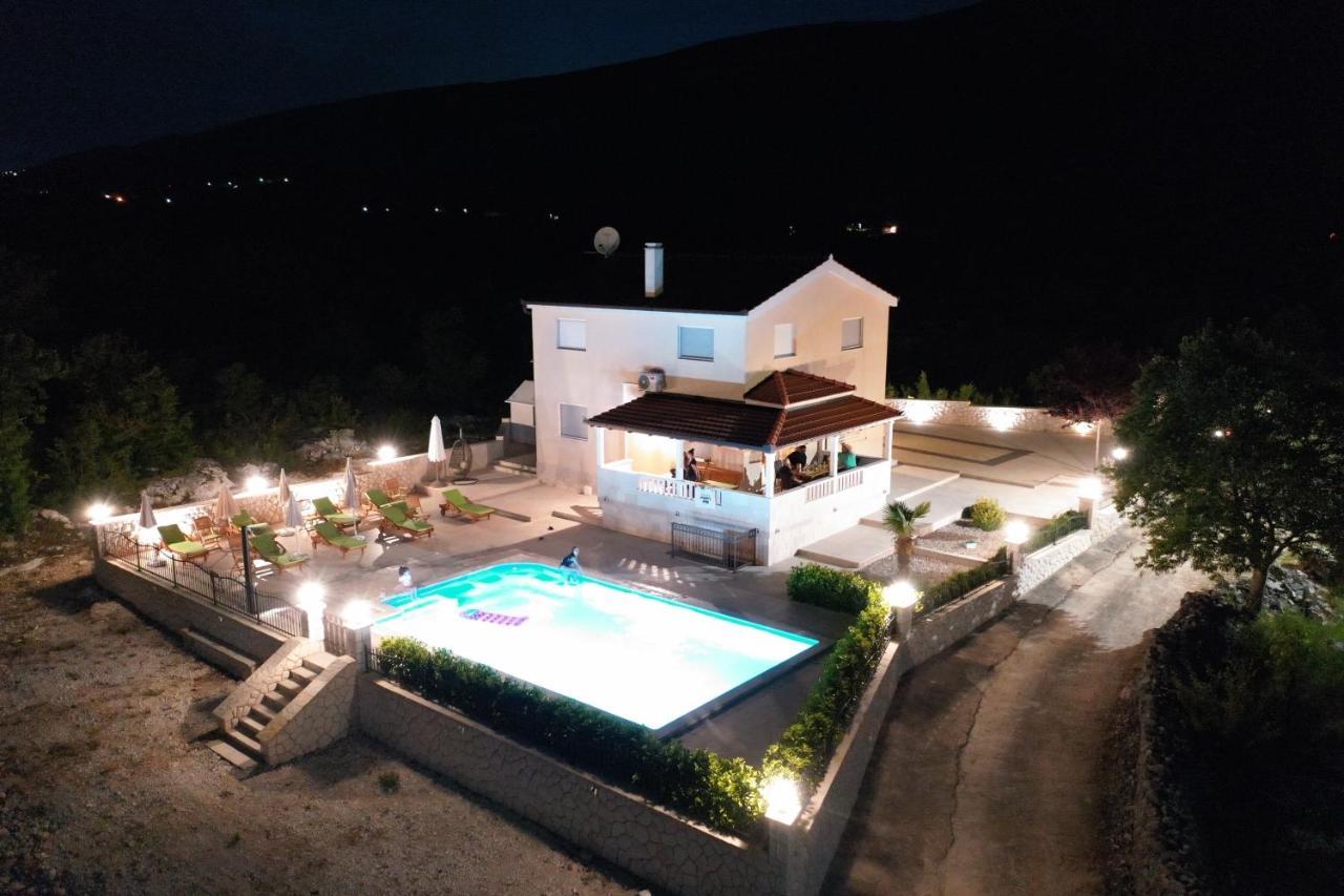 Villa Secret Beauty With Saltwater Pool Imotski Bagian luar foto