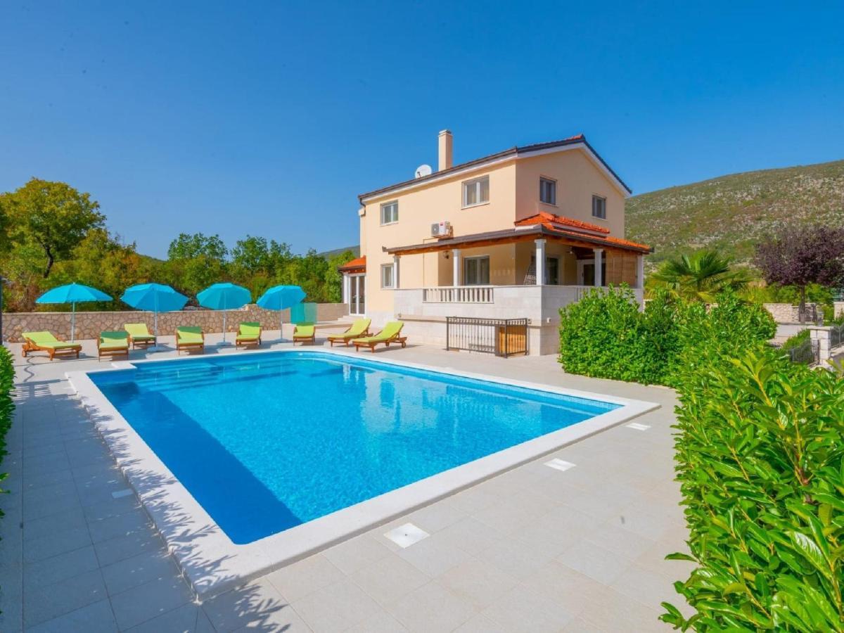 Villa Secret Beauty With Saltwater Pool Imotski Bagian luar foto